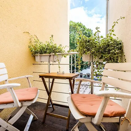 Altstadt - Cgn Apartman *