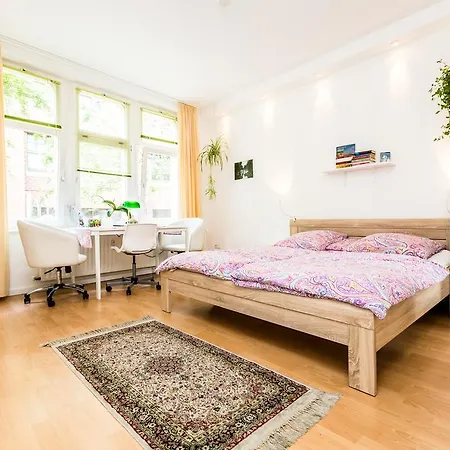 Altstadt - Cgn Apartman